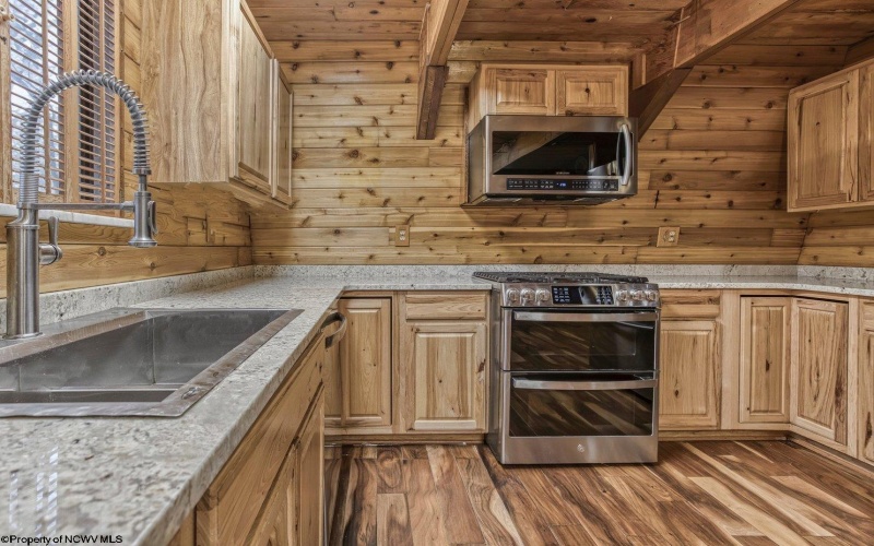 1218 Alpine Drive, Terra Alta, West Virginia 26764, 3 Bedrooms Bedrooms, 8 Rooms Rooms,2 BathroomsBathrooms,Single Family Detached,For Sale,Alpine,10162402 1218 Alpine Drive, Terra Alta, West Virginia 26764, 3 Bedrooms Bedrooms, 8 Rooms Rooms,2 BathroomsBathrooms,Single Family Detached,For Sale,Alpine,10162402