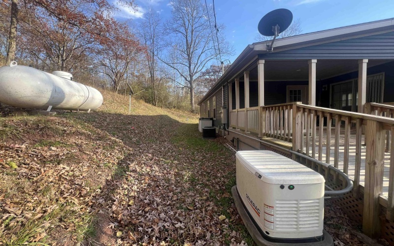 2716 Right Freemans Creek Road, Weston, West Virginia 26452, 3 Bedrooms Bedrooms, 9 Rooms Rooms,2 BathroomsBathrooms,Single Family Detached,For Sale,Right Freemans Creek,10162407 2716 Right Freemans Creek Road, Weston, West Virginia 26452, 3 Bedrooms Bedrooms, 9 Rooms Rooms,2 BathroomsBathrooms,Single Family Detached,For Sale,Right Freemans Creek,10162407