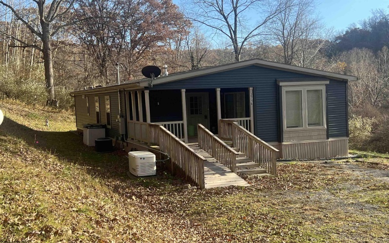 2716 Right Freemans Creek Road, Weston, West Virginia 26452, 3 Bedrooms Bedrooms, 9 Rooms Rooms,2 BathroomsBathrooms,Single Family Detached,For Sale,Right Freemans Creek,10162407 2716 Right Freemans Creek Road, Weston, West Virginia 26452, 3 Bedrooms Bedrooms, 9 Rooms Rooms,2 BathroomsBathrooms,Single Family Detached,For Sale,Right Freemans Creek,10162407