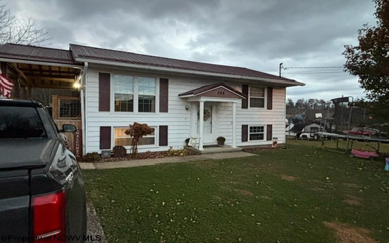 288 Rada Avenue, Weston, West Virginia 26452, 3 Bedrooms Bedrooms, 6 Rooms Rooms,1 BathroomBathrooms,Single Family Detached,For Sale,Rada,10162406 288 Rada Avenue, Weston, West Virginia 26452, 3 Bedrooms Bedrooms, 6 Rooms Rooms,1 BathroomBathrooms,Single Family Detached,For Sale,Rada,10162406