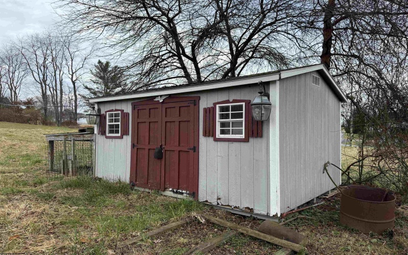 505 F Road, Arthurdale, West Virginia 26520, 2 Bedrooms Bedrooms, 7 Rooms Rooms,2 BathroomsBathrooms,Single Family Detached,For Sale,F,10162404 505 F Road, Arthurdale, West Virginia 26520, 2 Bedrooms Bedrooms, 7 Rooms Rooms,2 BathroomsBathrooms,Single Family Detached,For Sale,F,10162404