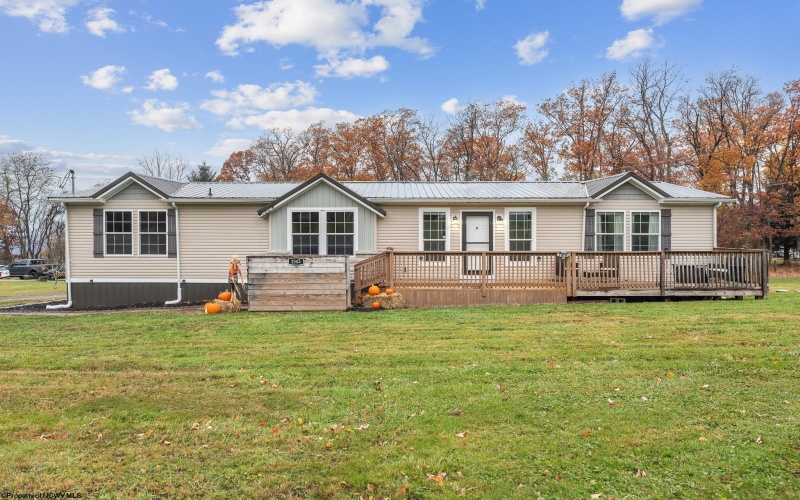 1542 Summers School Road, Morgantown, West Virginia 26508, 3 Bedrooms Bedrooms, 7 Rooms Rooms,2 BathroomsBathrooms,Single Family Detached,For Sale,Summers School,10162405