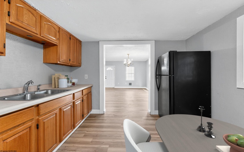 1421 Hite Avenue, Fairmont, West Virginia 26554, 3 Bedrooms Bedrooms, 6 Rooms Rooms,1 BathroomBathrooms,Single Family Detached,For Sale,Hite,10162425 1421 Hite Avenue, Fairmont, West Virginia 26554, 3 Bedrooms Bedrooms, 6 Rooms Rooms,1 BathroomBathrooms,Single Family Detached,For Sale,Hite,10162425