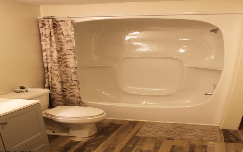 36 Fryer Alley, Webster Springs, West Virginia 26288, 3 Bedrooms Bedrooms, 6 Rooms Rooms,1 BathroomBathrooms,Single Family Detached,For Sale,Fryer,10162421 36 Fryer Alley, Webster Springs, West Virginia 26288, 3 Bedrooms Bedrooms, 6 Rooms Rooms,1 BathroomBathrooms,Single Family Detached,For Sale,Fryer,10162421