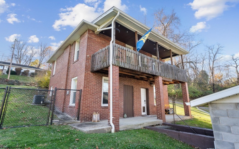 518 Wisconsin Avenue, Westover, West Virginia 26501, 3 Bedrooms Bedrooms, 9 Rooms Rooms,1 BathroomBathrooms,Single Family Detached,For Sale,Wisconsin,10162415 518 Wisconsin Avenue, Westover, West Virginia 26501, 3 Bedrooms Bedrooms, 9 Rooms Rooms,1 BathroomBathrooms,Single Family Detached,For Sale,Wisconsin,10162415