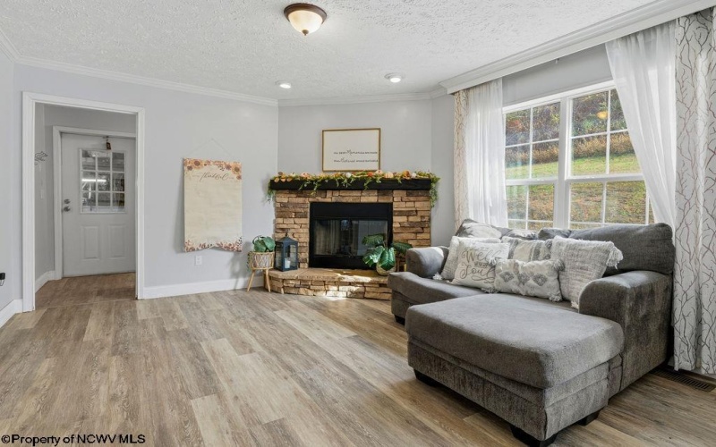 17 Solomon Drive, Stonewood, West Virginia 26301, 3 Bedrooms Bedrooms, 6 Rooms Rooms,2 BathroomsBathrooms,Single Family Detached,For Sale,Solomon,10162419 17 Solomon Drive, Stonewood, West Virginia 26301, 3 Bedrooms Bedrooms, 6 Rooms Rooms,2 BathroomsBathrooms,Single Family Detached,For Sale,Solomon,10162419