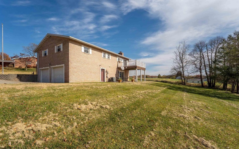 110 Emerald Court, Morgantown, West Virginia 26505, 4 Bedrooms Bedrooms, 9 Rooms Rooms,2 BathroomsBathrooms,Single Family Detached,For Sale,Emerald,10162416 110 Emerald Court, Morgantown, West Virginia 26505, 4 Bedrooms Bedrooms, 9 Rooms Rooms,2 BathroomsBathrooms,Single Family Detached,For Sale,Emerald,10162416