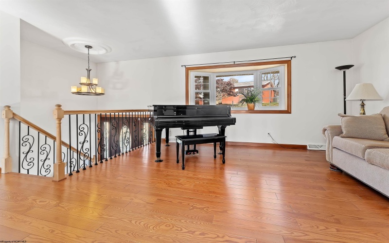 110 Emerald Court, Morgantown, West Virginia 26505, 4 Bedrooms Bedrooms, 9 Rooms Rooms,2 BathroomsBathrooms,Single Family Detached,For Sale,Emerald,10162416 110 Emerald Court, Morgantown, West Virginia 26505, 4 Bedrooms Bedrooms, 9 Rooms Rooms,2 BathroomsBathrooms,Single Family Detached,For Sale,Emerald,10162416