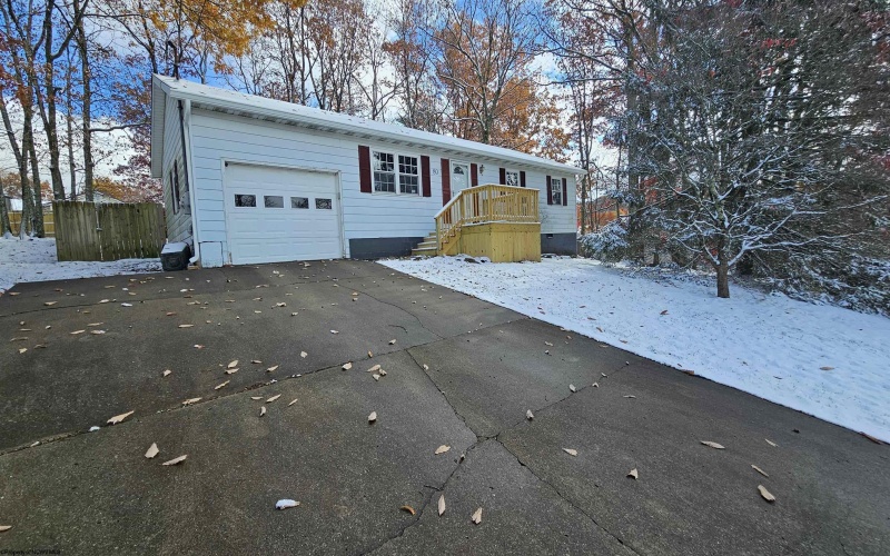 80 Buckingham Road, Morgantown, West Virginia 26508, 3 Bedrooms Bedrooms, 5 Rooms Rooms,1 BathroomBathrooms,Single Family Detached,For Sale,Buckingham,10162433 80 Buckingham Road, Morgantown, West Virginia 26508, 3 Bedrooms Bedrooms, 5 Rooms Rooms,1 BathroomBathrooms,Single Family Detached,For Sale,Buckingham,10162433