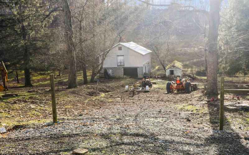 212 Halleck Road, Fairmont, West Virginia 26554, ,Lots/land,For Sale,Halleck,10162431 212 Halleck Road, Fairmont, West Virginia 26554, ,Lots/land,For Sale,Halleck,10162431