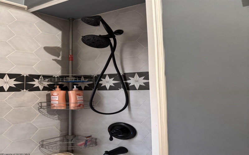 21 WILSON Street, Junior, West Virginia 26275, 4 Bedrooms Bedrooms, 8 Rooms Rooms,2 BathroomsBathrooms,Single Family Detached,For Sale,WILSON,10162225