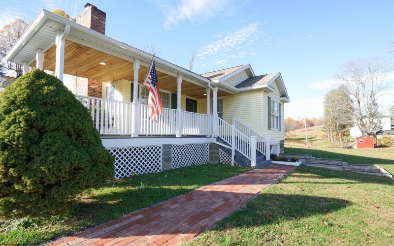 101 Foxmoor Road, Belington, West Virginia 26250, 3 Bedrooms Bedrooms, 6 Rooms Rooms,2 BathroomsBathrooms,Single Family Detached,For Sale,Foxmoor,10162445 101 Foxmoor Road, Belington, West Virginia 26250, 3 Bedrooms Bedrooms, 6 Rooms Rooms,2 BathroomsBathrooms,Single Family Detached,For Sale,Foxmoor,10162445