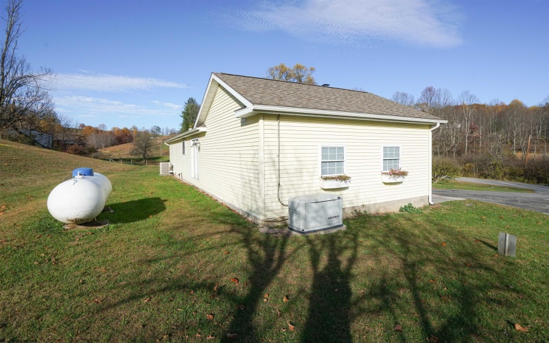 101 Foxmoor Road, Belington, West Virginia 26250, 3 Bedrooms Bedrooms, 6 Rooms Rooms,2 BathroomsBathrooms,Single Family Detached,For Sale,Foxmoor,10162445 101 Foxmoor Road, Belington, West Virginia 26250, 3 Bedrooms Bedrooms, 6 Rooms Rooms,2 BathroomsBathrooms,Single Family Detached,For Sale,Foxmoor,10162445