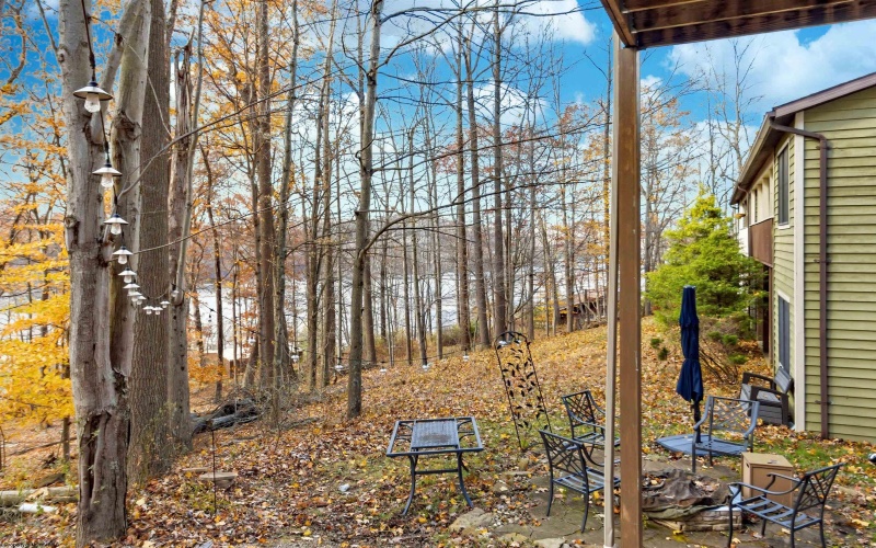 4 Oak Ridge Drive, Morgantown, West Virginia 26508, 3 Bedrooms Bedrooms, 7 Rooms Rooms,3 BathroomsBathrooms,Single Family Attached,For Sale,Oak Ridge,10162443