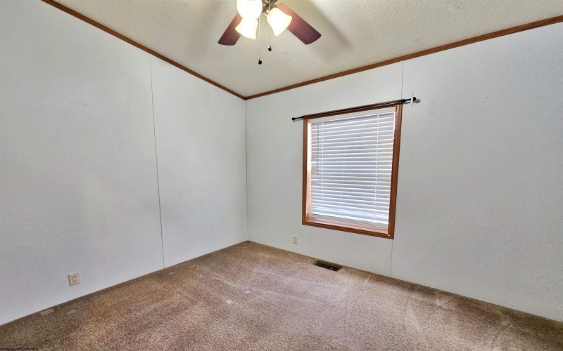 2869 Odells Knob Road, Shinnston, West Virginia 26431, 3 Bedrooms Bedrooms, 7 Rooms Rooms,2 BathroomsBathrooms,Single Family Detached,For Sale,Odells Knob,10162438