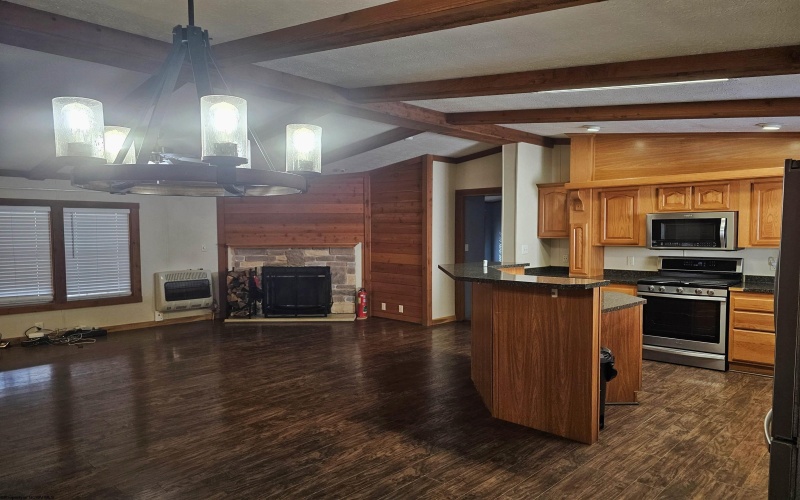 2869 Odells Knob Road, Shinnston, West Virginia 26431, 3 Bedrooms Bedrooms, 7 Rooms Rooms,2 BathroomsBathrooms,Single Family Detached,For Sale,Odells Knob,10162438