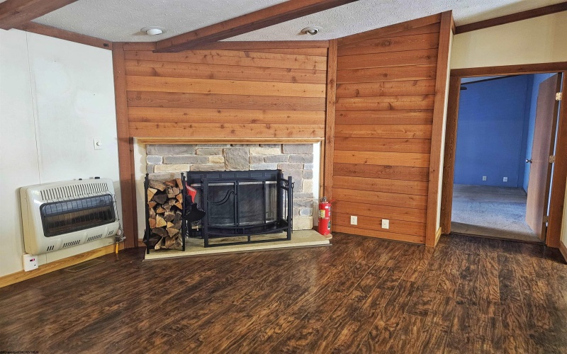 2869 Odells Knob Road, Shinnston, West Virginia 26431, 3 Bedrooms Bedrooms, 7 Rooms Rooms,2 BathroomsBathrooms,Single Family Detached,For Sale,Odells Knob,10162438