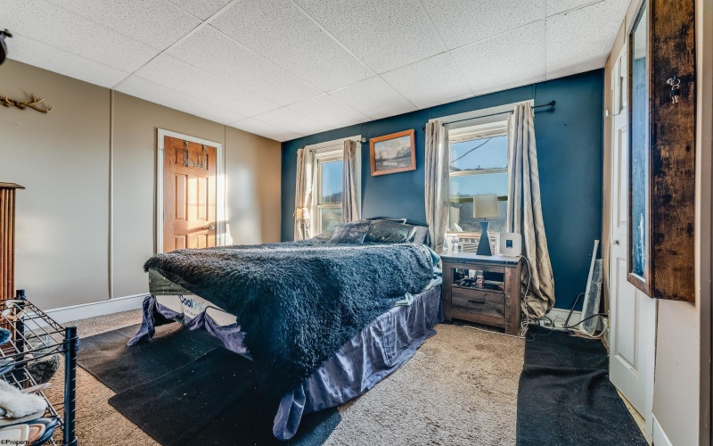 135 Knotts Avenue, Grafton, West Virginia 26354, 3 Bedrooms Bedrooms, 6 Rooms Rooms,1 BathroomBathrooms,Single Family Detached,For Sale,Knotts,10162437