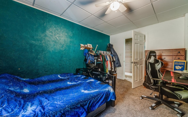 135 Knotts Avenue, Grafton, West Virginia 26354, 3 Bedrooms Bedrooms, 6 Rooms Rooms,1 BathroomBathrooms,Single Family Detached,For Sale,Knotts,10162437