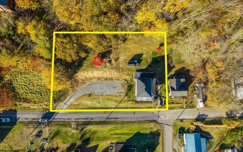 135 Knotts Avenue, Grafton, West Virginia 26354, 3 Bedrooms Bedrooms, 6 Rooms Rooms,1 BathroomBathrooms,Single Family Detached,For Sale,Knotts,10162437