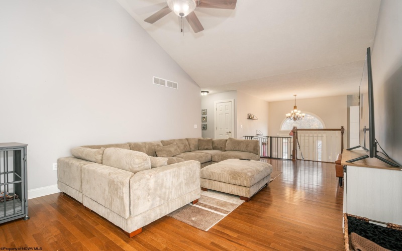 104 Granite Drive, Morgantown, West Virginia 26508, 4 Bedrooms Bedrooms, 8 Rooms Rooms,3 BathroomsBathrooms,Single Family Detached,For Sale,Granite,10162436