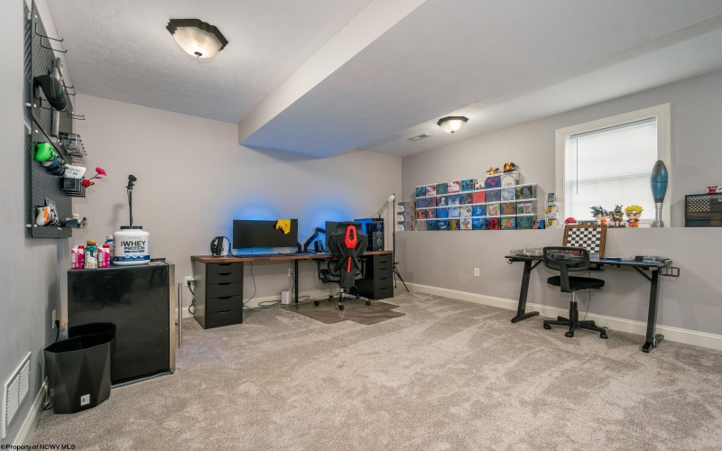 104 Granite Drive, Morgantown, West Virginia 26508, 4 Bedrooms Bedrooms, 8 Rooms Rooms,3 BathroomsBathrooms,Single Family Detached,For Sale,Granite,10162436