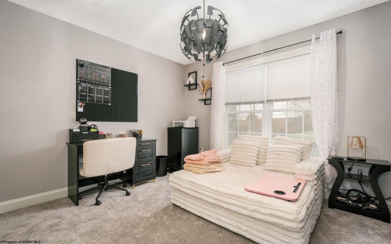 104 Granite Drive, Morgantown, West Virginia 26508, 4 Bedrooms Bedrooms, 8 Rooms Rooms,3 BathroomsBathrooms,Single Family Detached,For Sale,Granite,10162436