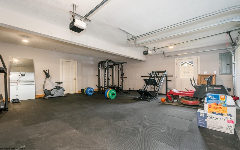 104 Granite Drive, Morgantown, West Virginia 26508, 4 Bedrooms Bedrooms, 8 Rooms Rooms,3 BathroomsBathrooms,Single Family Detached,For Sale,Granite,10162436