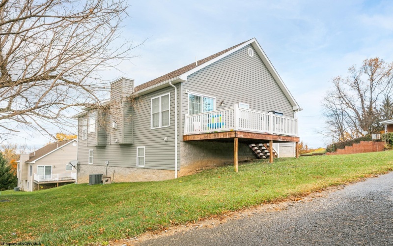 104 Granite Drive, Morgantown, West Virginia 26508, 4 Bedrooms Bedrooms, 8 Rooms Rooms,3 BathroomsBathrooms,Single Family Detached,For Sale,Granite,10162436