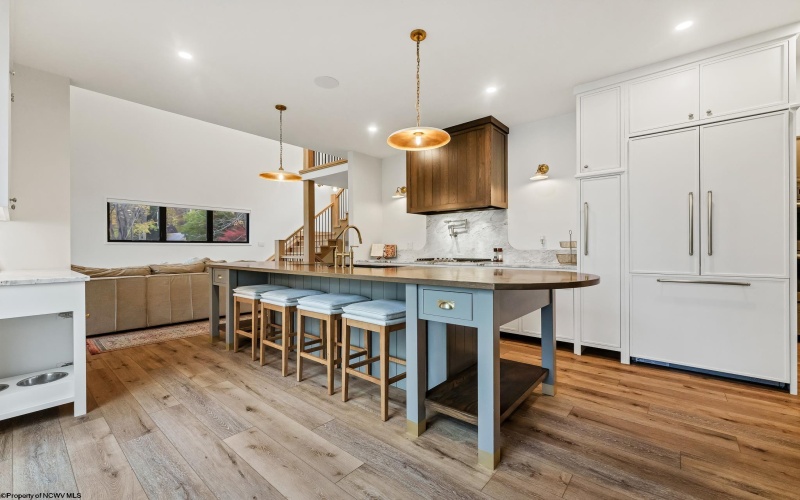 76 Delrose Drive, Morgantown, West Virginia 26508, 4 Bedrooms Bedrooms, 9 Rooms Rooms,3 BathroomsBathrooms,Single Family Detached,For Sale,Delrose,10162449