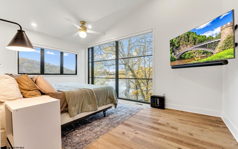 76 Delrose Drive, Morgantown, West Virginia 26508, 4 Bedrooms Bedrooms, 9 Rooms Rooms,3 BathroomsBathrooms,Single Family Detached,For Sale,Delrose,10162449