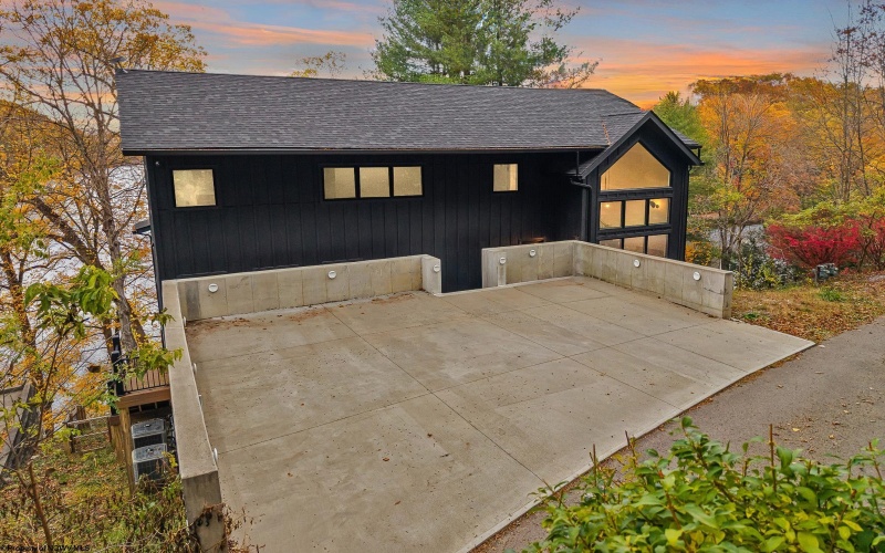 76 Delrose Drive, Morgantown, West Virginia 26508, 4 Bedrooms Bedrooms, 9 Rooms Rooms,3 BathroomsBathrooms,Single Family Detached,For Sale,Delrose,10162449