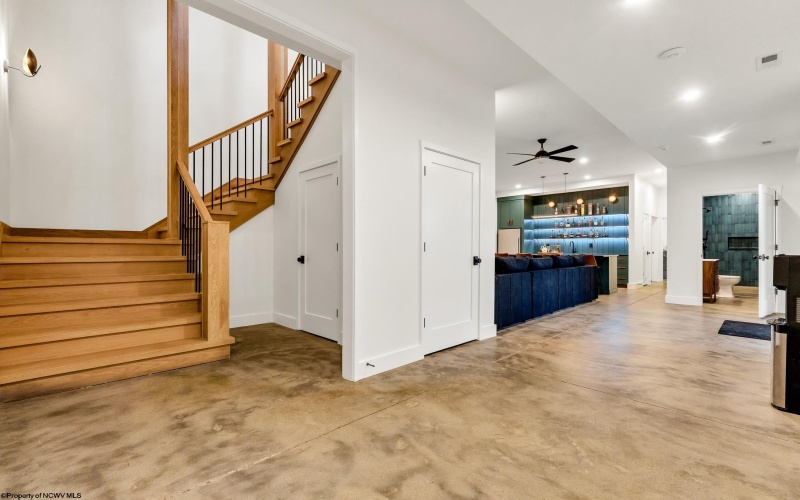 76 Delrose Drive, Morgantown, West Virginia 26508, 4 Bedrooms Bedrooms, 9 Rooms Rooms,3 BathroomsBathrooms,Single Family Detached,For Sale,Delrose,10162449