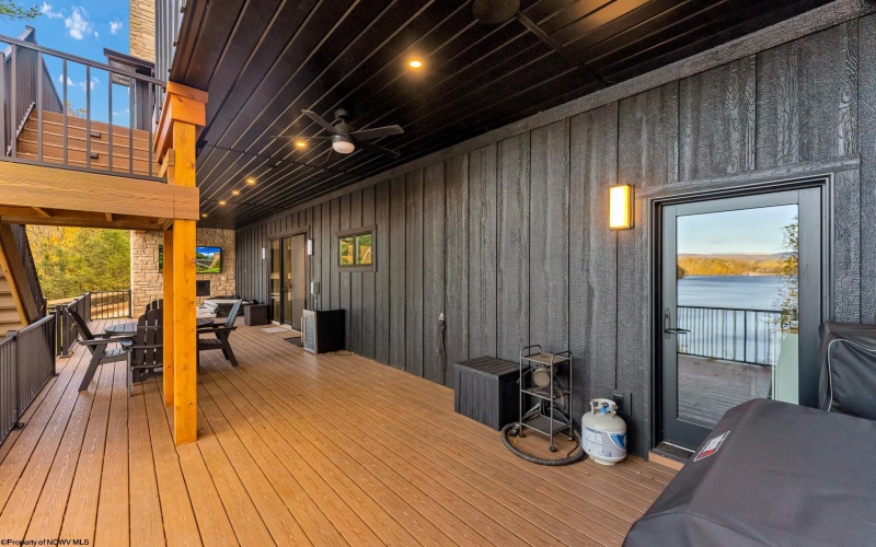 76 Delrose Drive, Morgantown, West Virginia 26508, 4 Bedrooms Bedrooms, 9 Rooms Rooms,3 BathroomsBathrooms,Single Family Detached,For Sale,Delrose,10162449