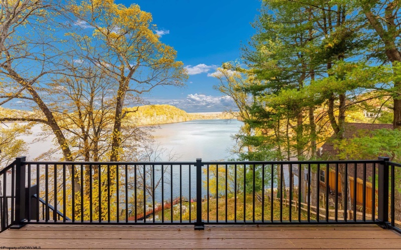 76 Delrose Drive, Morgantown, West Virginia 26508, 4 Bedrooms Bedrooms, 9 Rooms Rooms,3 BathroomsBathrooms,Single Family Detached,For Sale,Delrose,10162449