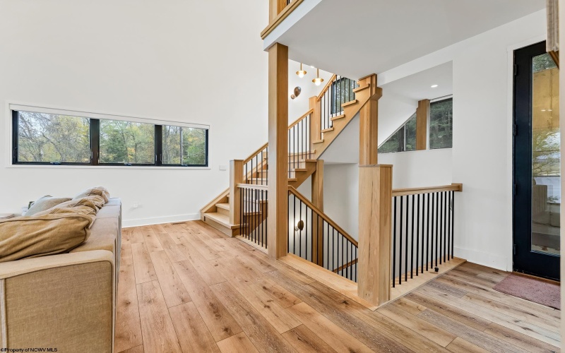 76 Delrose Drive, Morgantown, West Virginia 26508, 4 Bedrooms Bedrooms, 9 Rooms Rooms,3 BathroomsBathrooms,Single Family Detached,For Sale,Delrose,10162449