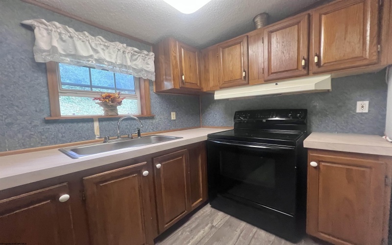 TBD Green Valley Road, Bridgeport, West Virginia 26330, 3 Bedrooms Bedrooms, 6 Rooms Rooms,2 BathroomsBathrooms,Single Family Detached,For Sale,Green Valley,10162447