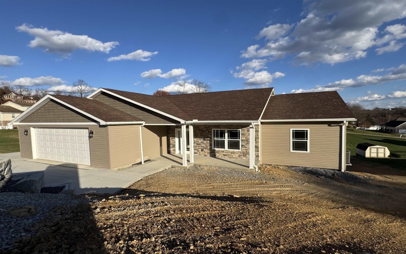 134 Kimberly Circle, Fairmont, West Virginia 26554, 3 Bedrooms Bedrooms, 7 Rooms Rooms,2 BathroomsBathrooms,Single Family Detached,For Sale,Kimberly,10162448