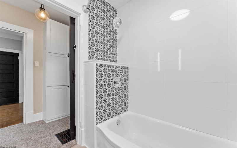 1109 Gaston Avenue, Fairmont, West Virginia 26554, 3 Bedrooms Bedrooms, 6 Rooms Rooms,1 BathroomBathrooms,Single Family Detached,For Sale,Gaston,10162468 1109 Gaston Avenue, Fairmont, West Virginia 26554, 3 Bedrooms Bedrooms, 6 Rooms Rooms,1 BathroomBathrooms,Single Family Detached,For Sale,Gaston,10162468