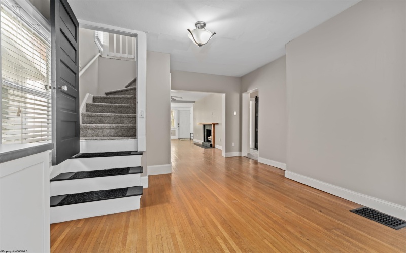 1109 Gaston Avenue, Fairmont, West Virginia 26554, 3 Bedrooms Bedrooms, 6 Rooms Rooms,1 BathroomBathrooms,Single Family Detached,For Sale,Gaston,10162468 1109 Gaston Avenue, Fairmont, West Virginia 26554, 3 Bedrooms Bedrooms, 6 Rooms Rooms,1 BathroomBathrooms,Single Family Detached,For Sale,Gaston,10162468