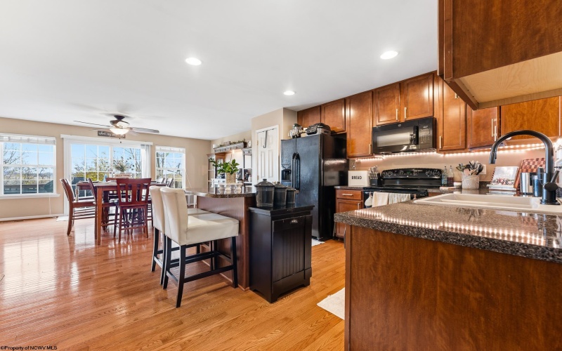 131 Birds Eye View Drive, Morgantown, West Virginia 26501, 3 Bedrooms Bedrooms, 8 Rooms Rooms,2 BathroomsBathrooms,Single Family Attached,For Sale,Birds Eye View,10162464 131 Birds Eye View Drive, Morgantown, West Virginia 26501, 3 Bedrooms Bedrooms, 8 Rooms Rooms,2 BathroomsBathrooms,Single Family Attached,For Sale,Birds Eye View,10162464