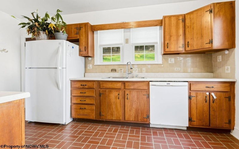 12 Outlook Road, Fairmont, West Virginia 26554, 4 Bedrooms Bedrooms, 9 Rooms Rooms,1 BathroomBathrooms,Single Family Detached,For Sale,Outlook,10162467 12 Outlook Road, Fairmont, West Virginia 26554, 4 Bedrooms Bedrooms, 9 Rooms Rooms,1 BathroomBathrooms,Single Family Detached,For Sale,Outlook,10162467