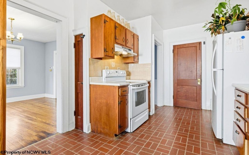 12 Outlook Road, Fairmont, West Virginia 26554, 4 Bedrooms Bedrooms, 9 Rooms Rooms,1 BathroomBathrooms,Single Family Detached,For Sale,Outlook,10162467 12 Outlook Road, Fairmont, West Virginia 26554, 4 Bedrooms Bedrooms, 9 Rooms Rooms,1 BathroomBathrooms,Single Family Detached,For Sale,Outlook,10162467