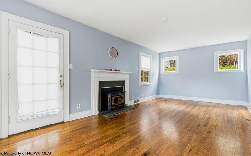 12 Outlook Road, Fairmont, West Virginia 26554, 4 Bedrooms Bedrooms, 9 Rooms Rooms,1 BathroomBathrooms,Single Family Detached,For Sale,Outlook,10162467 12 Outlook Road, Fairmont, West Virginia 26554, 4 Bedrooms Bedrooms, 9 Rooms Rooms,1 BathroomBathrooms,Single Family Detached,For Sale,Outlook,10162467