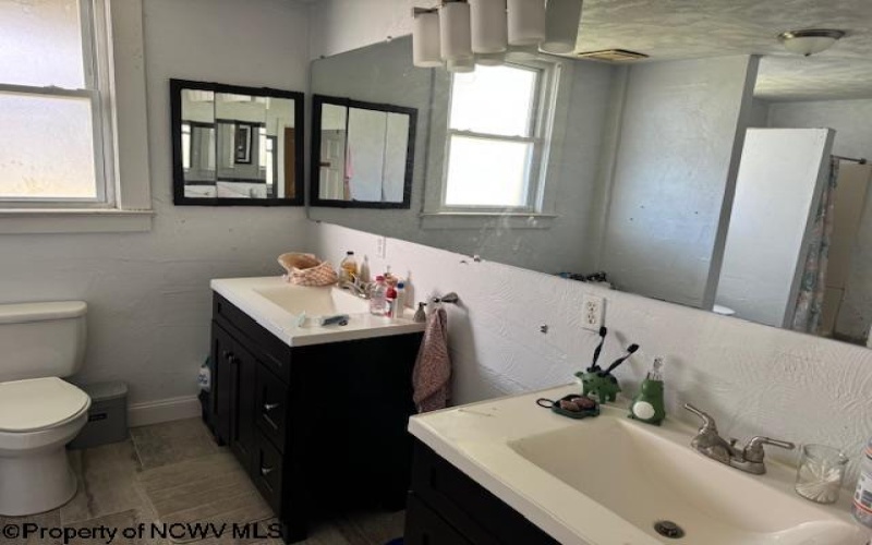 658 Spruce Street, Morgantown, West Virginia 26505, ,Multi-unit/income,For Sale,Spruce,10162456 658 Spruce Street, Morgantown, West Virginia 26505, ,Multi-unit/income,For Sale,Spruce,10162456