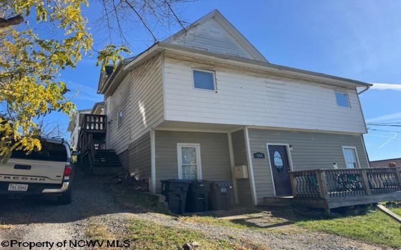 658 Spruce Street, Morgantown, West Virginia 26505, ,Multi-unit/income,For Sale,Spruce,10162456 658 Spruce Street, Morgantown, West Virginia 26505, ,Multi-unit/income,For Sale,Spruce,10162456