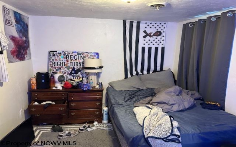 658 Spruce Street, Morgantown, West Virginia 26505, ,Multi-unit/income,For Sale,Spruce,10162456 658 Spruce Street, Morgantown, West Virginia 26505, ,Multi-unit/income,For Sale,Spruce,10162456