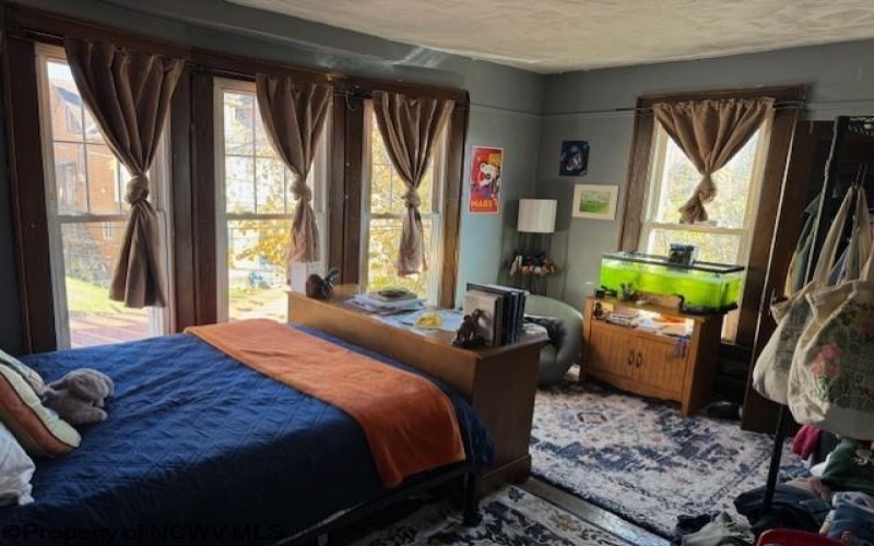 19 McLane Avenue, Morgantown, West Virginia 26505, ,Multi-unit/income,For Sale,McLane,10162457 19 McLane Avenue, Morgantown, West Virginia 26505, ,Multi-unit/income,For Sale,McLane,10162457