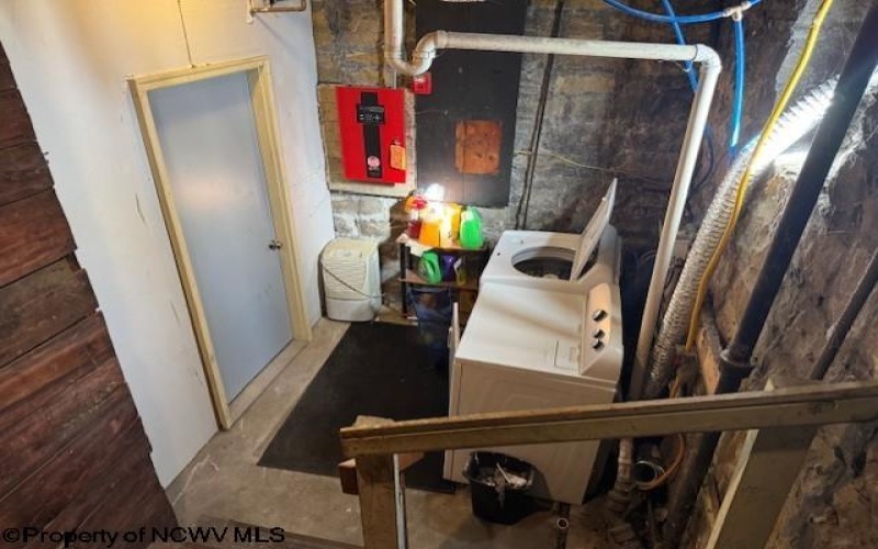 19 McLane Avenue, Morgantown, West Virginia 26505, ,Multi-unit/income,For Sale,McLane,10162457 19 McLane Avenue, Morgantown, West Virginia 26505, ,Multi-unit/income,For Sale,McLane,10162457