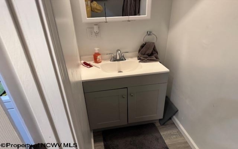 19 McLane Avenue, Morgantown, West Virginia 26505, ,Multi-unit/income,For Sale,McLane,10162457 19 McLane Avenue, Morgantown, West Virginia 26505, ,Multi-unit/income,For Sale,McLane,10162457